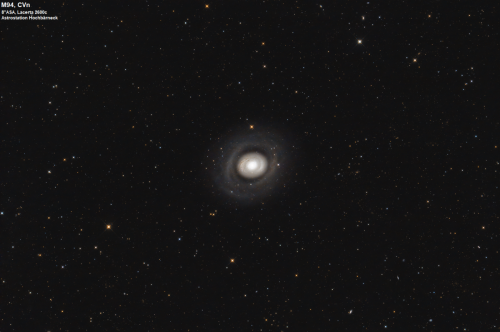 Messier 94 eine Ringgalaxie im Sternbild Jagdhunde